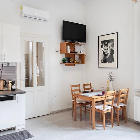 Dora Apartment Near Buda Castle With Parking! Boedapest Buitenkant foto